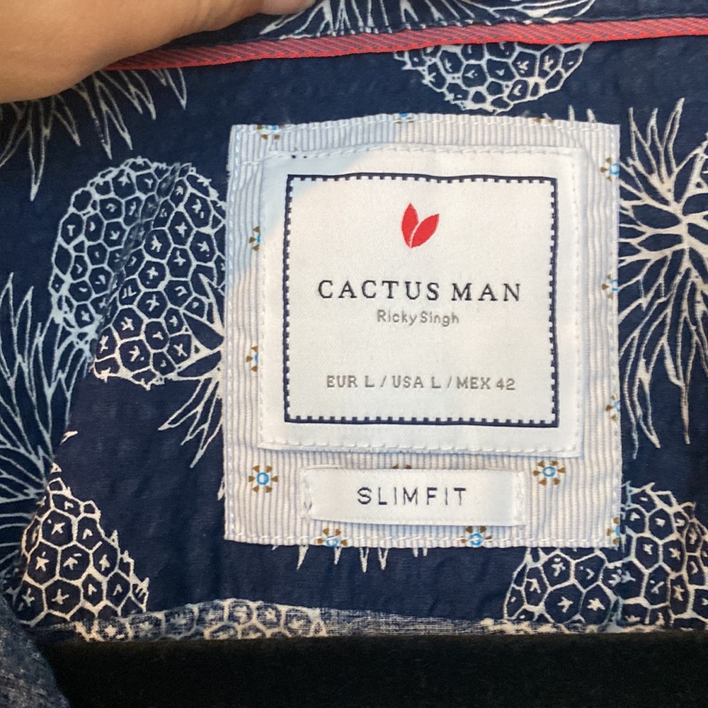 Cactus man button down - Picture 3 of 3